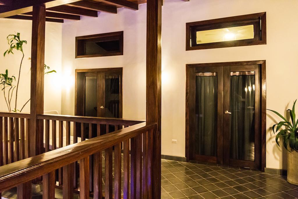 Hotel Azul León Exterior foto
