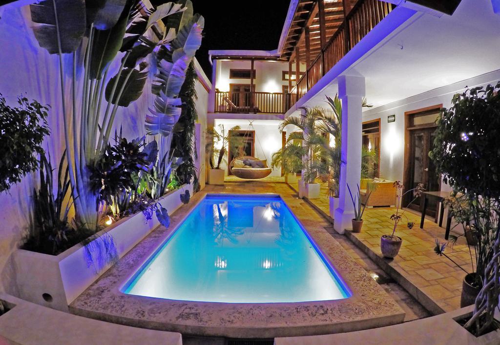 Hotel Azul León Exterior foto