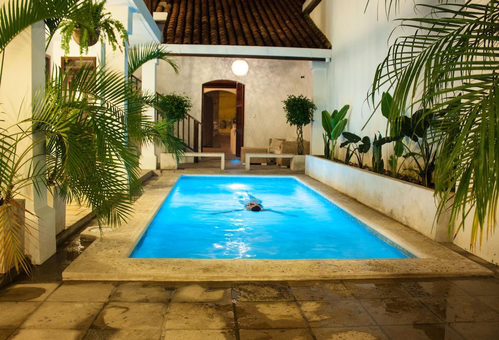 Hotel Azul León Exterior foto