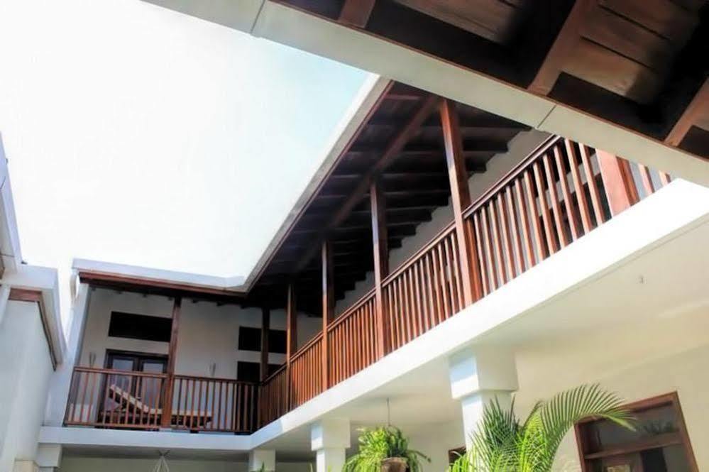 Hotel Azul León Exterior foto